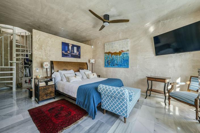 Image No.36-4 Bed Duplex for sale