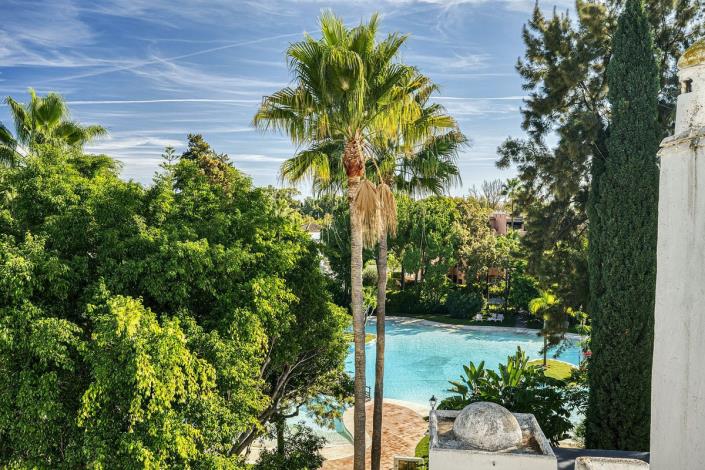 Image No.40-4 Bed Duplex for sale