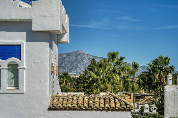 Image No.48-4 Bed Duplex for sale