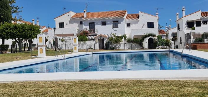 Image No.1-1 Bed Townhouse for sale