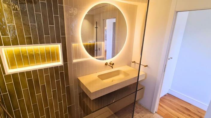 Image No.13-1 Bed Townhouse for sale