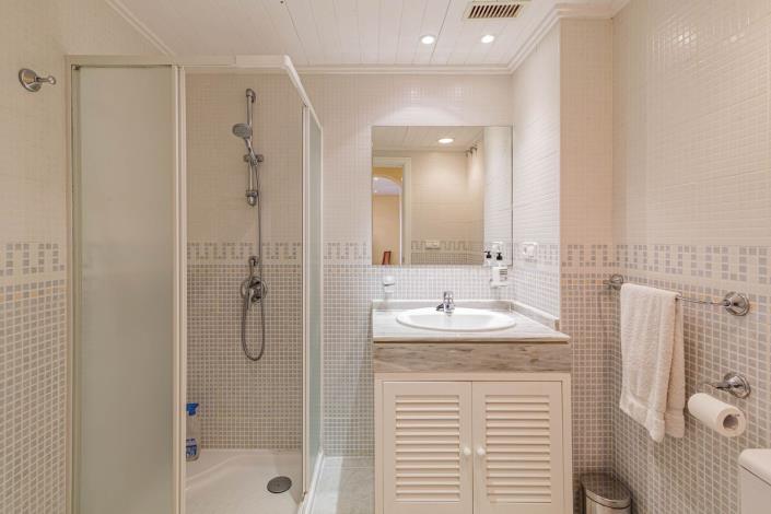 Image No.9-3 Bed Apartment for sale