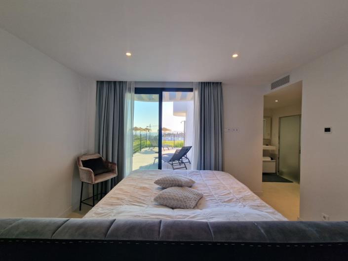 Image No.9-3 Bed Apartment for sale