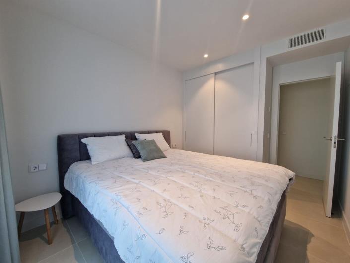 Image No.14-3 Bed Apartment for sale