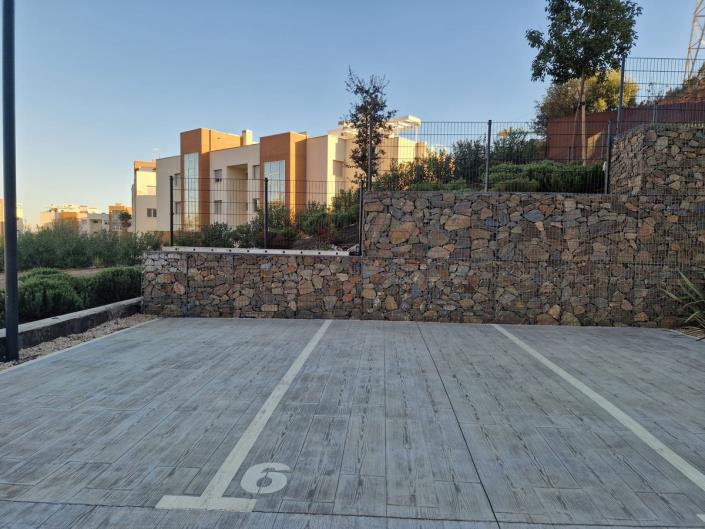 Image No.20-3 Bed Apartment for sale