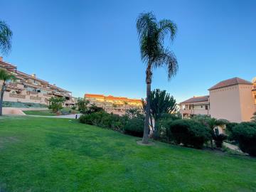 2-5bd7b9d04b45e33852eaf0ec6670150d