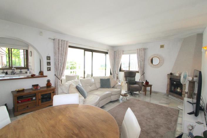 Image No.5-4 Bed Villa / Detached for sale