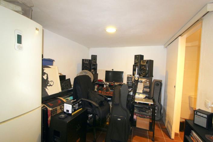 Image No.33-4 Bed Villa / Detached for sale