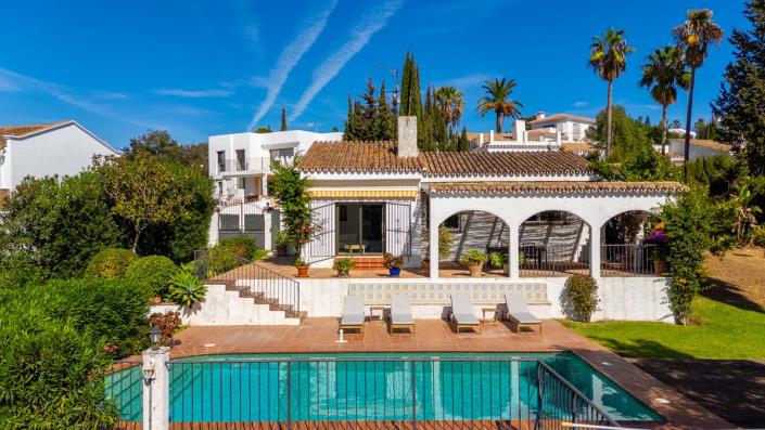 Image No.4-2 Bed Villa for sale