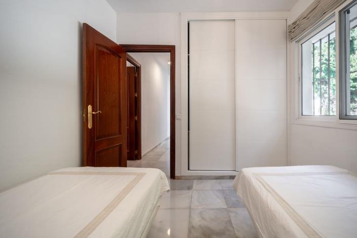 Image No.16-2 Bed Villa for sale