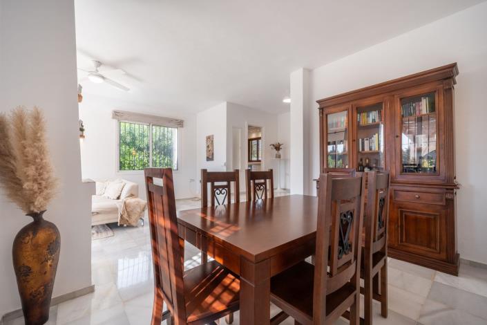 Image No.24-2 Bed Villa for sale