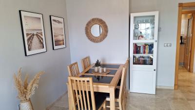 10-bb915d1cb19341576dcdc994b81ab9c5