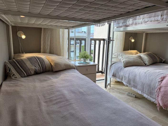 Image No.25-2 Bed Penthouse for sale