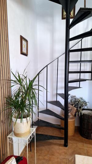 Image No.11-3 Bed Townhouse for sale