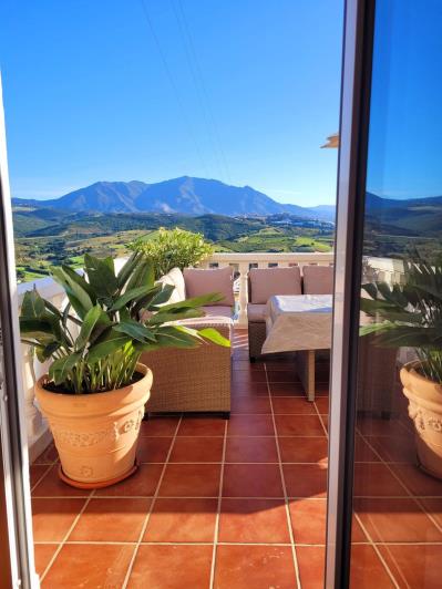 Image No.23-3 Bed Townhouse for sale