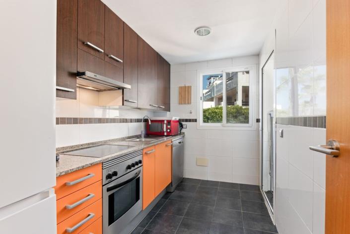 Image No.9-2 Bed Apartment for sale