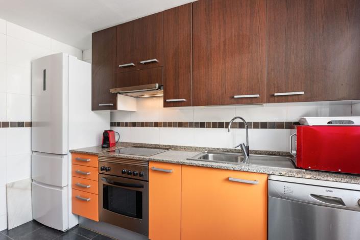 Image No.10-2 Bed Apartment for sale