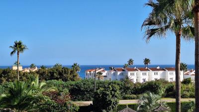 2-5bd7b9d04b45e33852eaf0ec6670150d