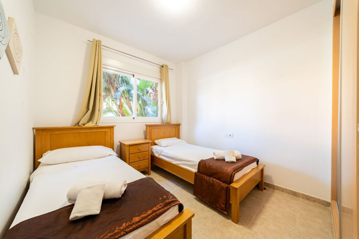 Image No.18-2 Bed Apartment for sale