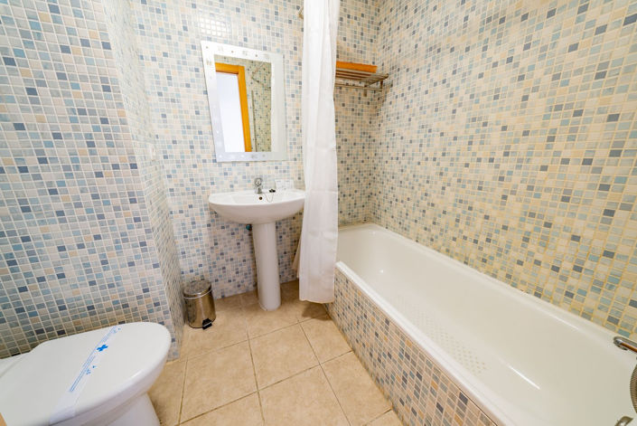 Image No.19-2 Bed Apartment for sale