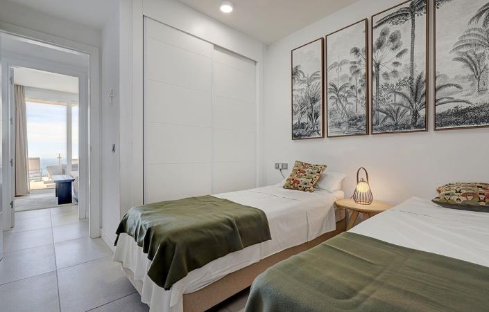 Image No.7-3 Bed Duplex for sale