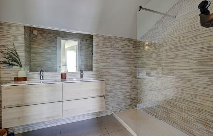 Image No.40-3 Bed Duplex for sale