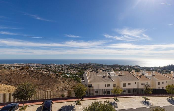 Image No.44-3 Bed Duplex for sale