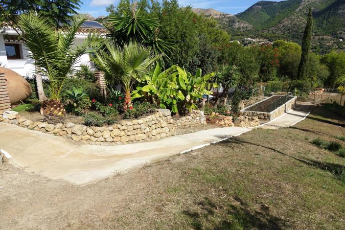 Image No.6-5 Bed Villa / Detached for sale