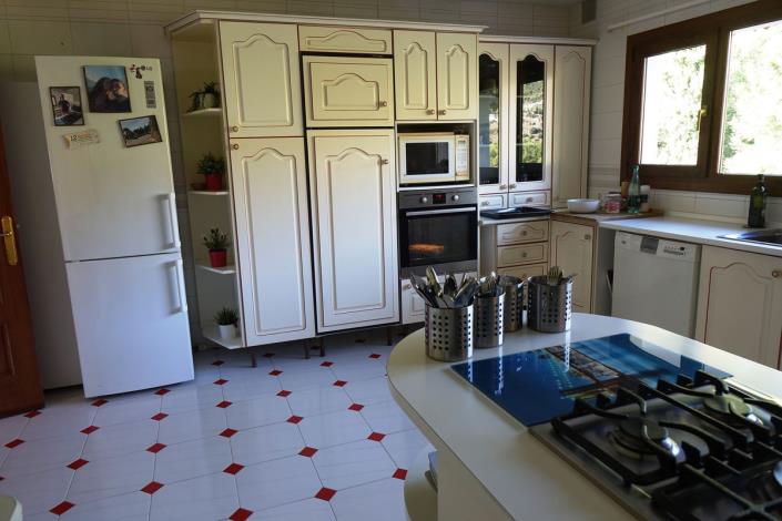 Image No.13-5 Bed Villa / Detached for sale