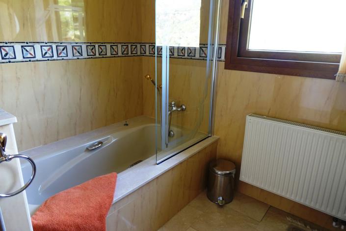 Image No.26-5 Bed Villa / Detached for sale