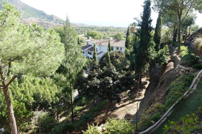 Image No.36-5 Bed Villa / Detached for sale