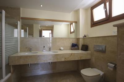 13-5fd73dea700db77384c091ca9818b1a9