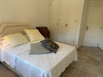 12-53013098fcab6c38b1379cd33298e050