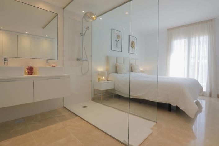 Image No.10-2 Bed Apartment for sale