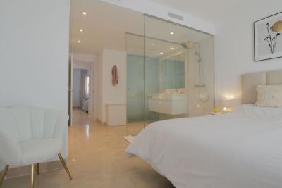 12-53013098fcab6c38b1379cd33298e050