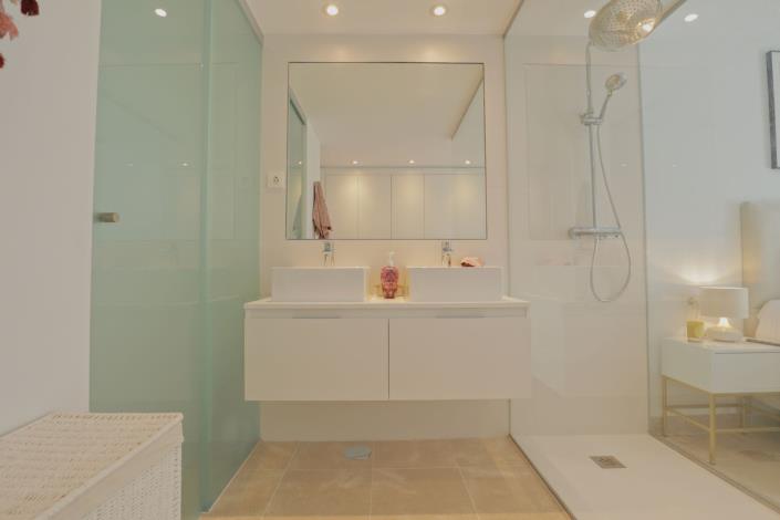 Image No.14-2 Bed Apartment for sale