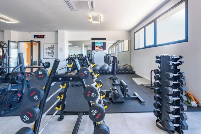 Image No.25-2 Bed Apartment for sale