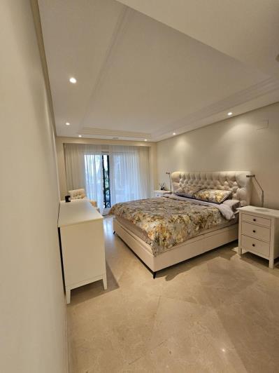 Image No.9-3 Bed Apartment for sale