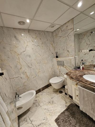 Image No.21-3 Bed Apartment for sale