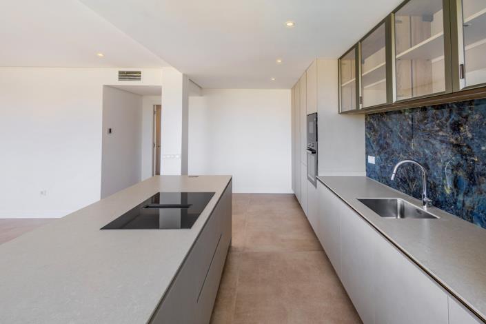 Image No.16-2 Bed Apartment for sale