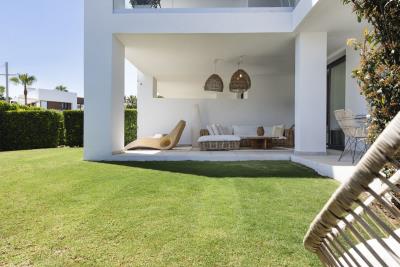 2-5bd7b9d04b45e33852eaf0ec6670150d