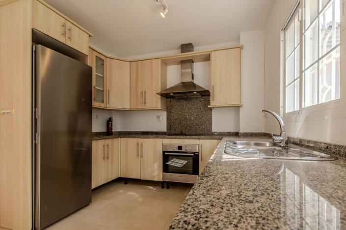 Image No.11-Maison / Villa de 4 chambres à vendre à San Roque