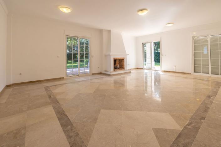 Image No.23-Maison / Villa de 4 chambres à vendre à San Roque