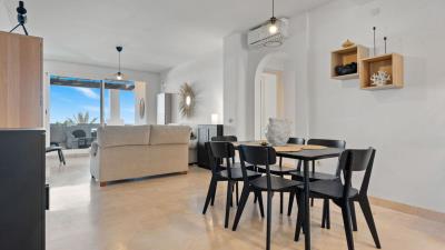 10-bb915d1cb19341576dcdc994b81ab9c5