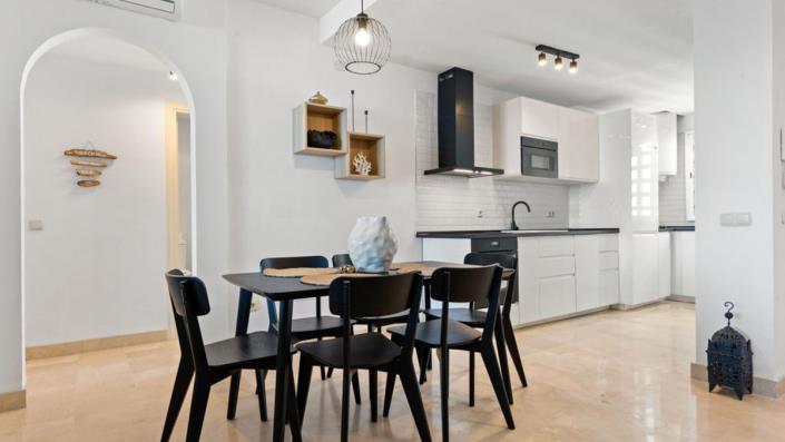 Image No.9-Appartement de 2 chambres à vendre à Calahonda