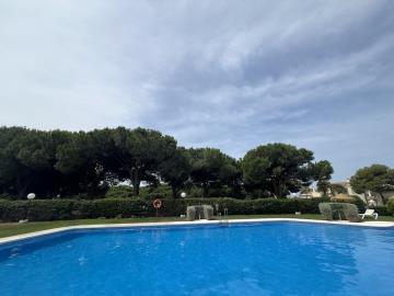 10-bb915d1cb19341576dcdc994b81ab9c5