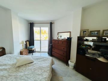 15-11d12f2f454f2f5e9b981fdd8b901d51