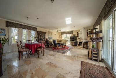 9-467d0cee5b725f3ef65f102a0c2e69c0