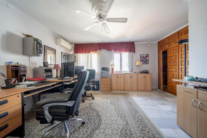 Image No.31-Villa de 4 chambres à vendre à El Chapparal