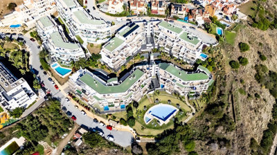 2-5bd7b9d04b45e33852eaf0ec6670150d